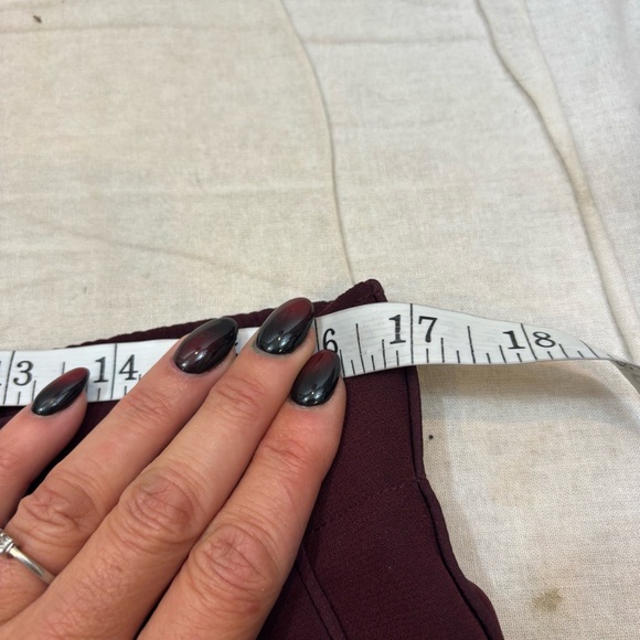Ladies Club Monaco‎ Brand Burgundy Rounded Hem Trouser Pants Size 2 Cropped - Picture 14 of 14